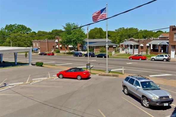 Restaurant & Sports Bar: 5800 Gravois Ave, Saint Louis, MO 63116